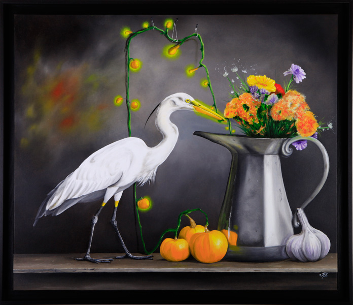 nature morte avec une grande aigrette, un bouquet de fleur et une guirlande halloween